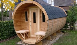 Een indoor of outdoor sauna voor bij je thuis kopen. 